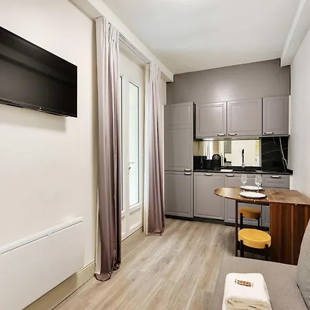 Modern & Terrace - 2br 6p - Near Nation Appartement Parijs